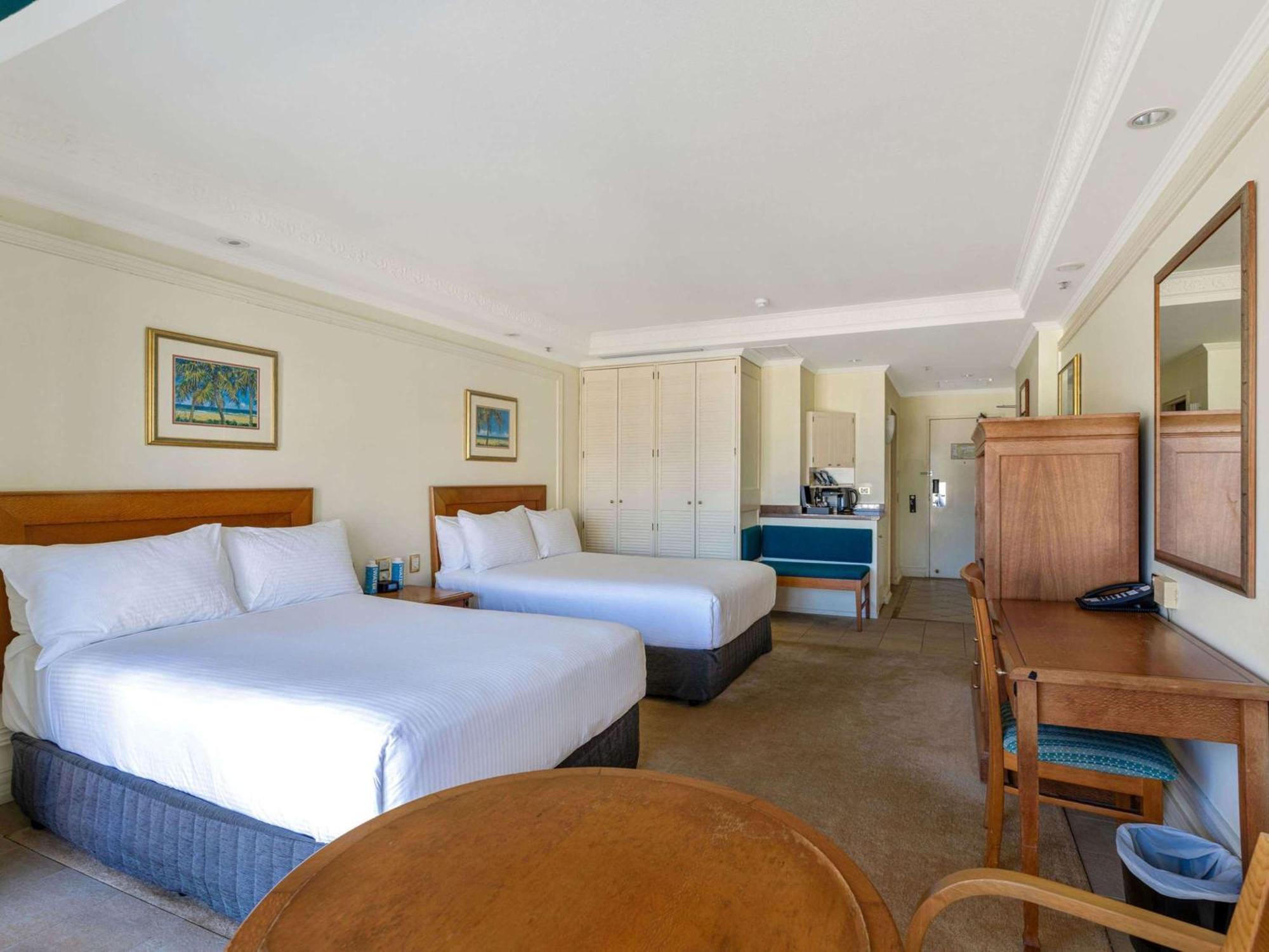 Pullman Cairns International Hotell Exteriör bild Studio apartment