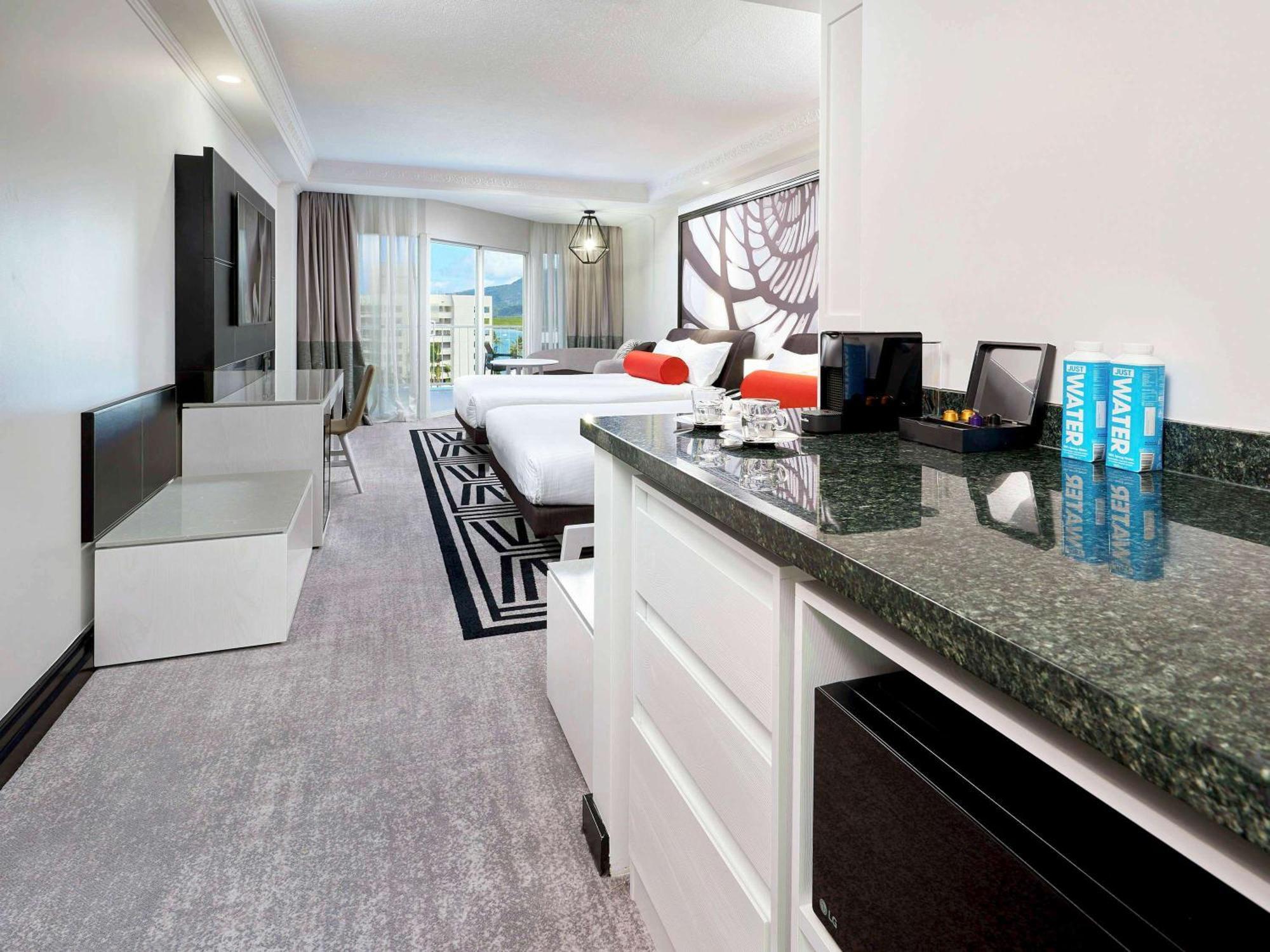 Pullman Cairns International Hotell Exteriör bild
